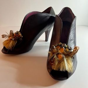 WOMEN’S (NWOT) SHOES “Poetic License” brown ankle boot, size 8 Retail $120